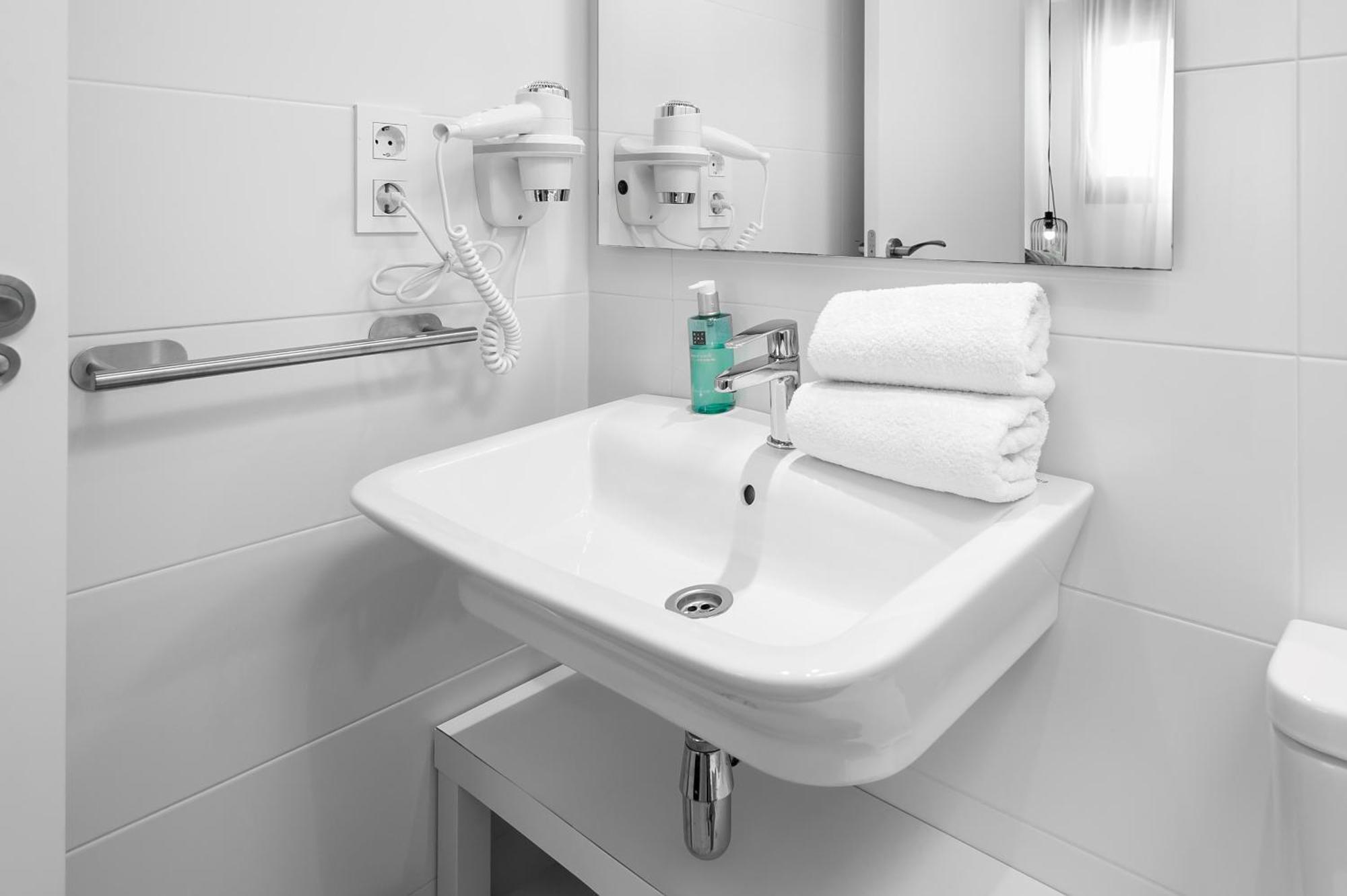 Apartamentos Isabella By Concept Flats Granada Dış mekan fotoğraf