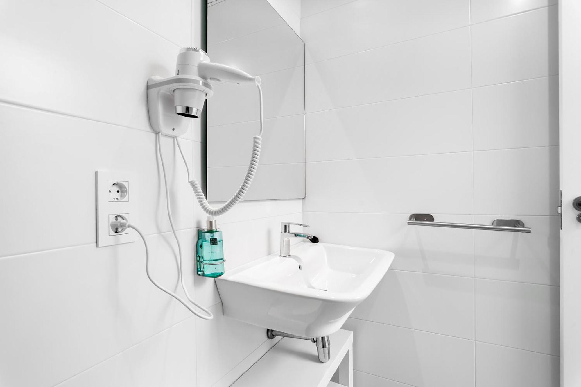 Apartamentos Isabella By Concept Flats Granada Dış mekan fotoğraf